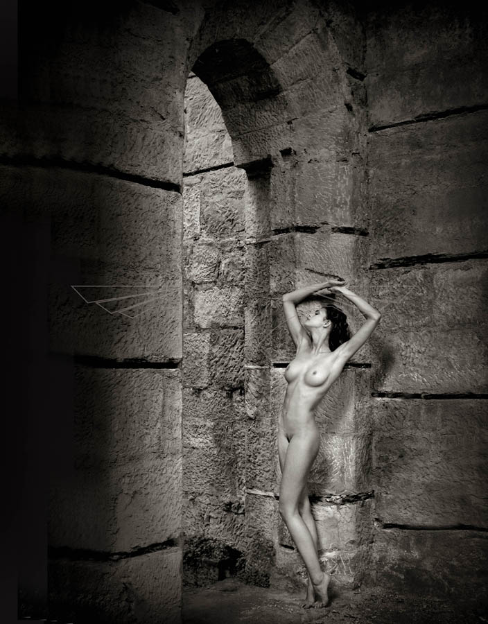 yerburygallery-naked-ruins-039