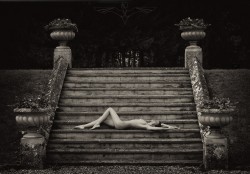Trevor Yerbury-Pipewell-Zoi-Reclining 01 Image by Trevor Yerbury - Copyright 2012