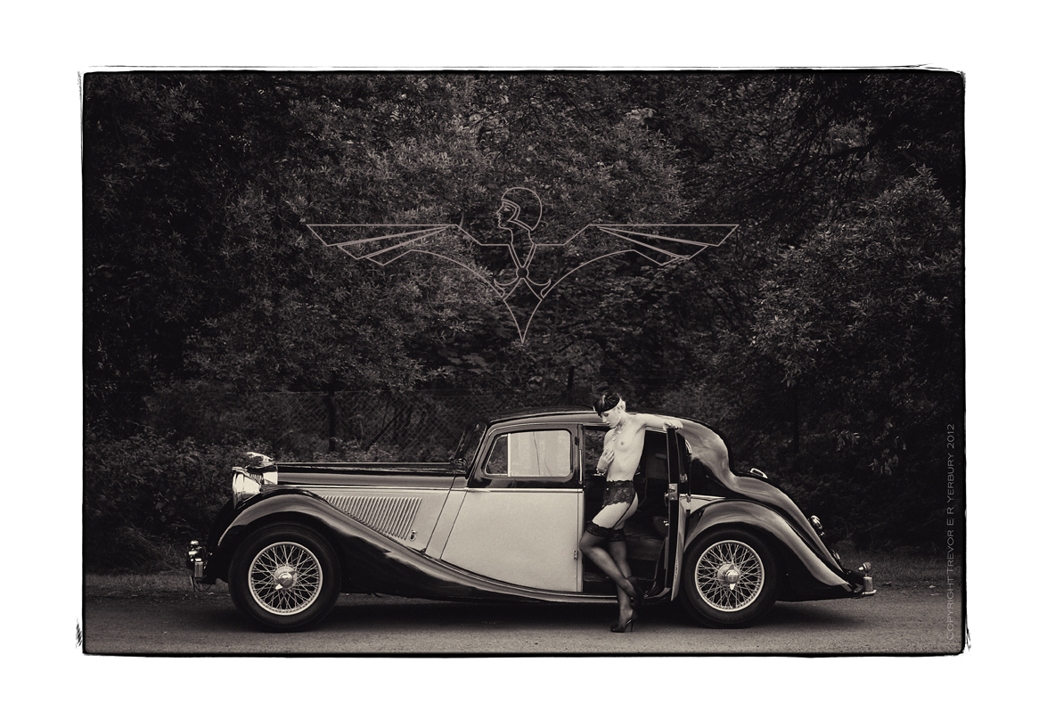 Rafaphella with Jaguar 01 - 2102